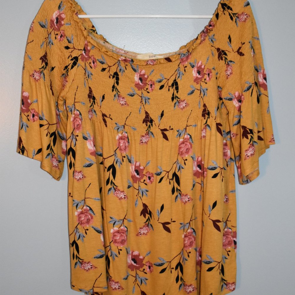 Rewind off the shoulder yellow top size large